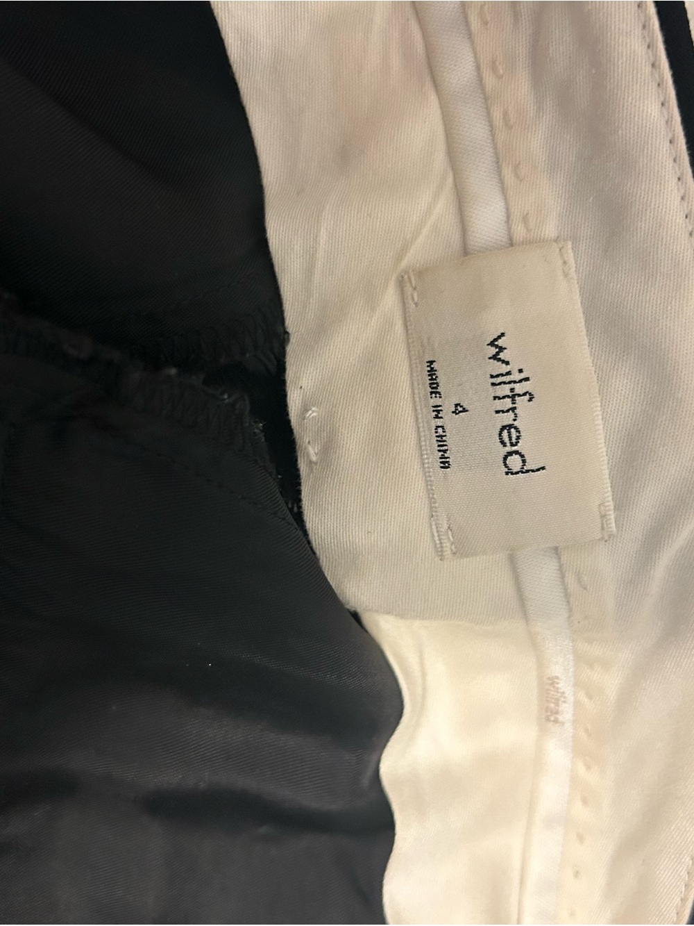 Wilfred Black Effortless Pant- Crepette Dress Pant - Picture 3 of 14